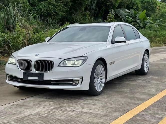 汽车资讯#新到15宝马 750li 白色/黑内/无匙进入 无匙启动 4按键