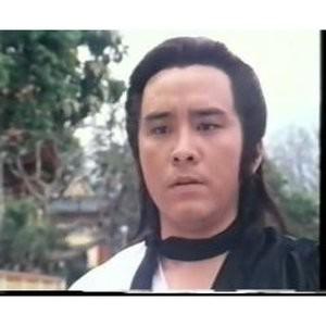 《琥珀青龙》剧照-300x300.17k. -影视剧照 jz.n63.com