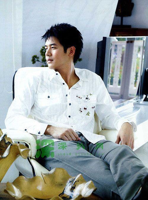 泰国明星weir的妻子个人资料简历