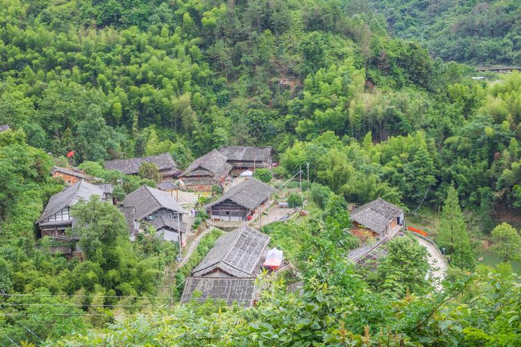 碗窑古村落自从喜欢上了旅行就对古村各镇有种特别的感情木构的建筑