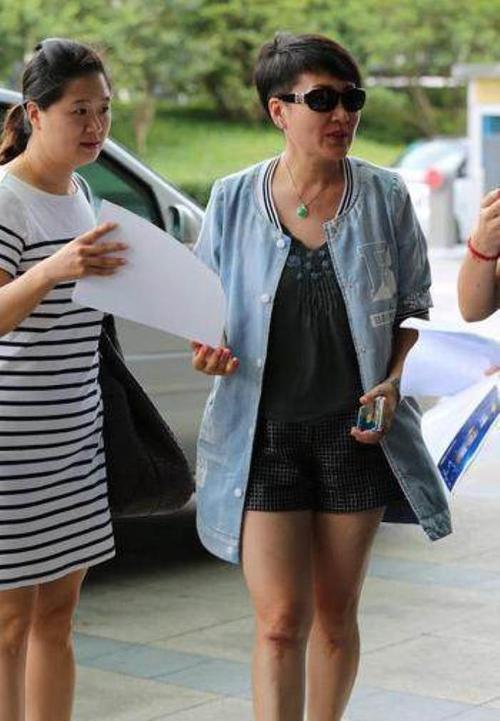 张凯丽老公是谁与富豪老公生活照曝光