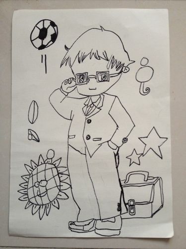个子很高,圆脸,戴眼镜的小学生怎么画简笔画