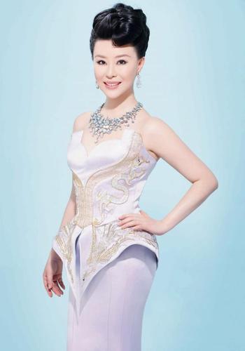 中国大陆10位美女歌唱家,个个美丽,温柔,谁才是你最喜欢的?
