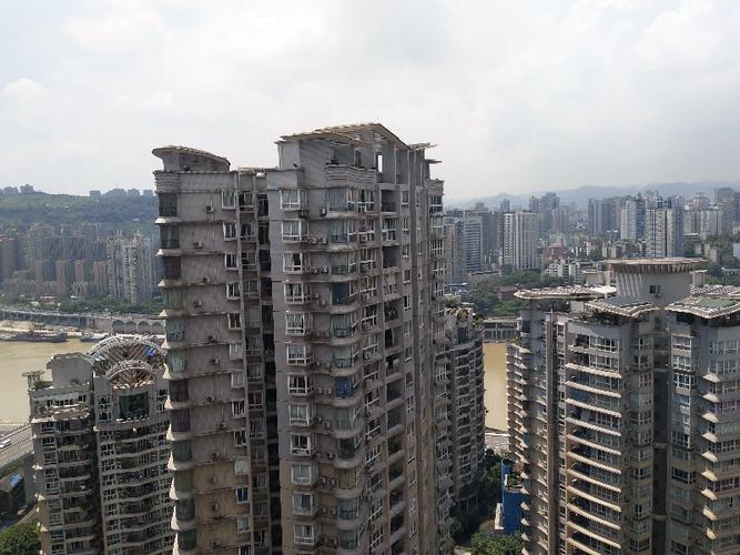 大石坝 东方港湾两房 朝中庭,江景房,低于市价,紧凑户型