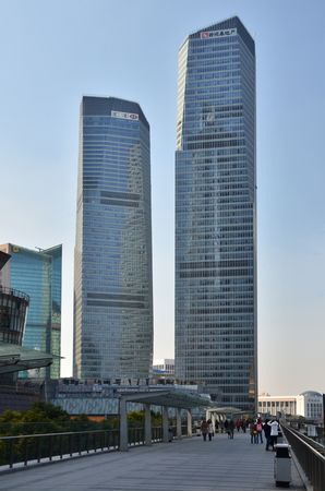 上海陆家嘴新鸿基地产大厦