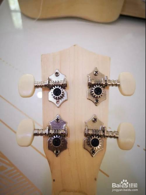 尤克里里安装步骤