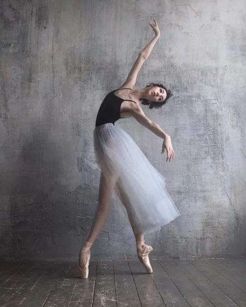 最唯美的衣服,穿上像仙女|芭蕾|舞蹈|天鹅颈|奥黛丽