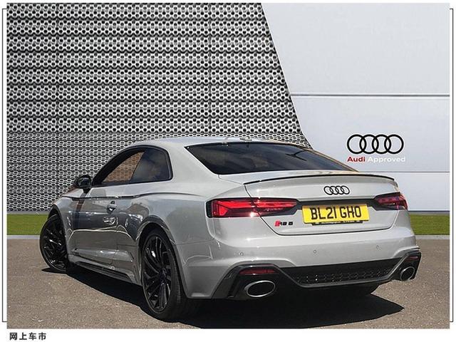 奥迪rs5实拍图曝光!搭2.9t v6,外观设计凶悍,3.9秒破百