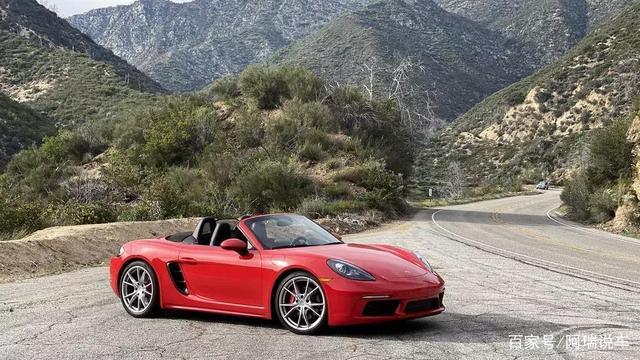 2020款保时捷718 boxster s,小巧玲珑,你看上眼没