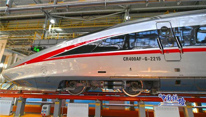 高寒版复兴号试跑京哈高铁 |动车组_网易新闻