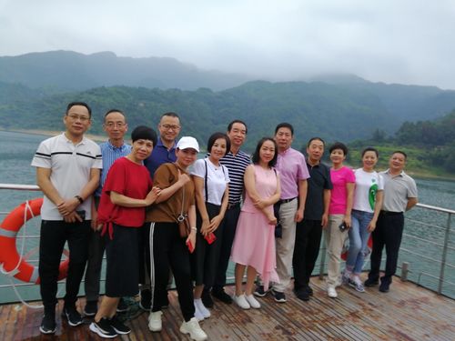 党校同学(相聚老同学微信群)文成二日行和乌牛一日游