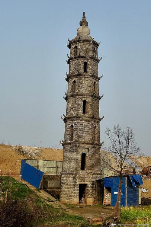 魁星塔,位于益阳市赫山区泉交河镇,高23米.