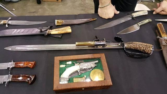 2018年亚特兰大刀展上的大马士革博伊刀