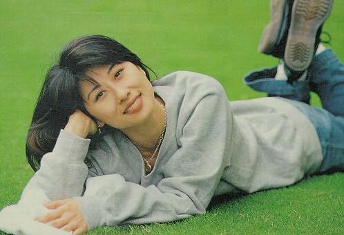 属牛的女明星叶倩文