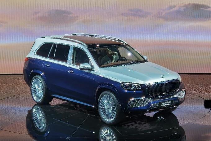 迈巴赫gls正式上市 车内氛围奢华/158.8万元起售