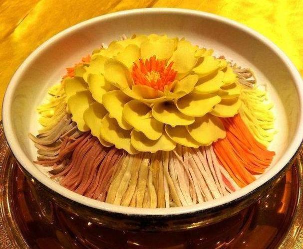 中原十大经典名菜 洛阳水席的第一道 牡丹燕菜