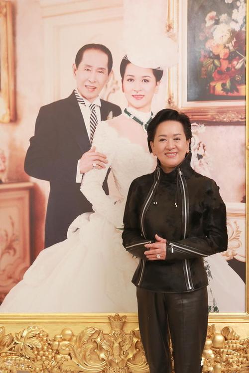 邓永祥妻子与子女因财反目,称恨不得把他们塞回肚