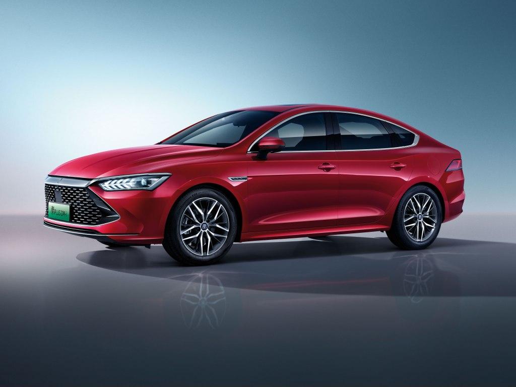 比亚迪 秦plus 2021款 dm-i 120km 旗舰型