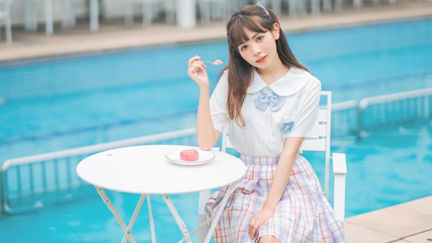 jk甜食少女甜美呆萌制服诱惑写真