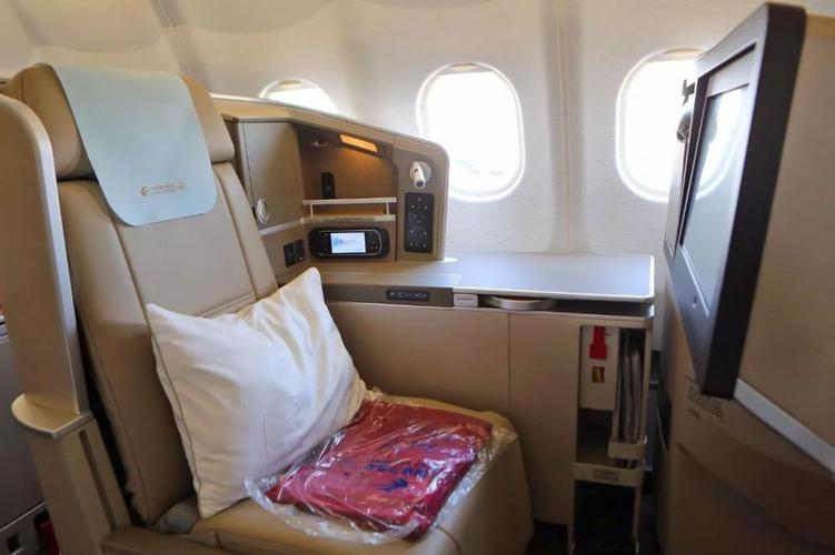 攻略| 东航最老333的商务舱也很棒
