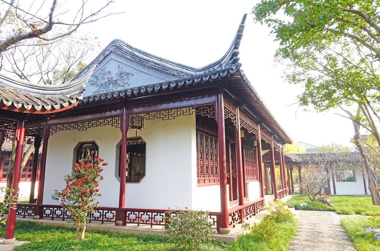 p>苏州可园又名近山林,乐园,是一处始建于五代十国时期的古典园林建筑