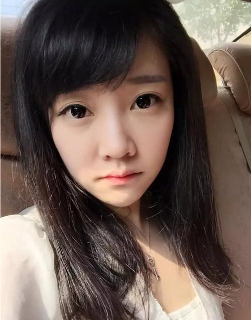 "兔子牙"真实颜值曝光,看到照片后,网友:这还是我们的