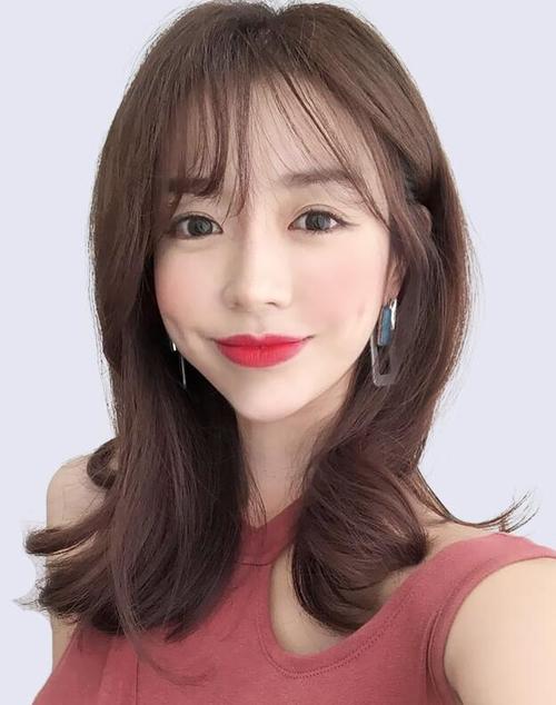 脸长的人适合什么发型 显脸小发型推荐