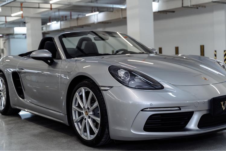 21年保时捷718boxster准新