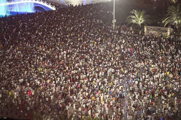 十万人齐聚南昌八一广场庆祝建军90周年