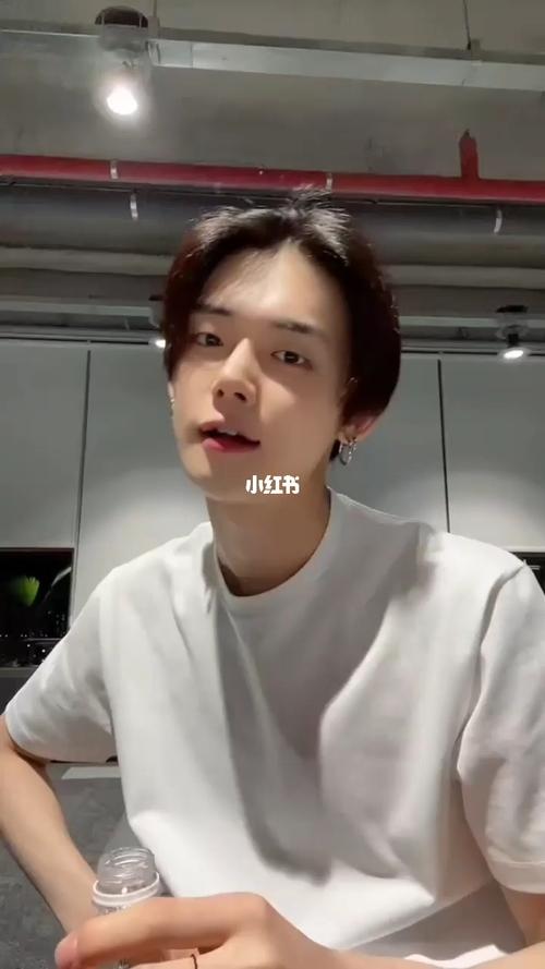 崔然竣_崔然竣_娱乐_明星娱乐资讯