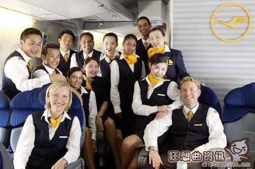 德国汉莎航空空姐工资,汉莎航空空姐制服图片(2)