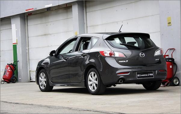 运动范 pcauto赛道试驾进口马自达3两厢