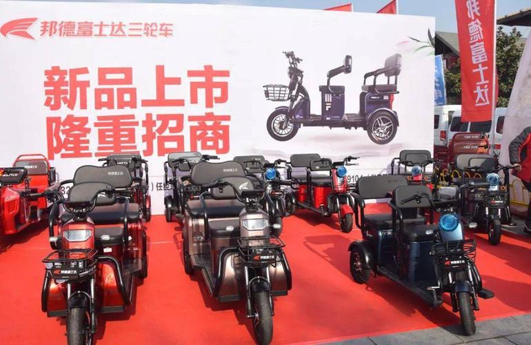 开年就火西安电动车三轮车展火爆开启