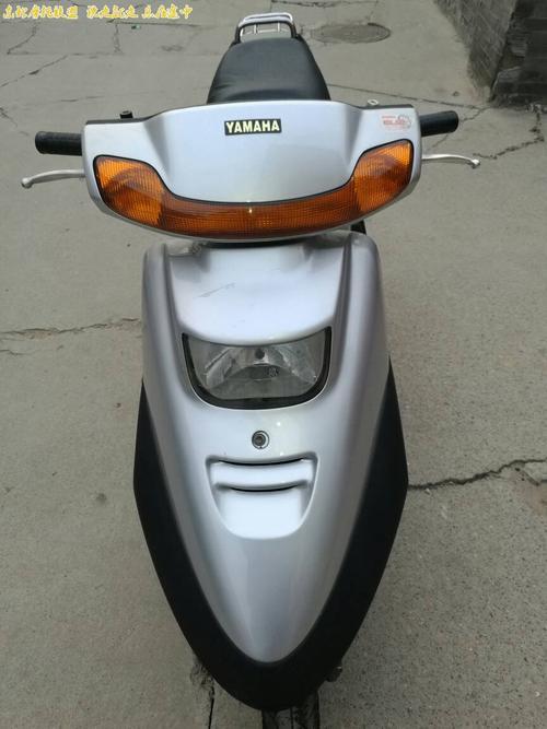 老凌鹰雅马哈125踏板摩托车真实照片全国发货