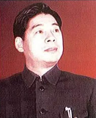 宠辱不惊,实干兴邦 | 中国汽车之父——饶斌