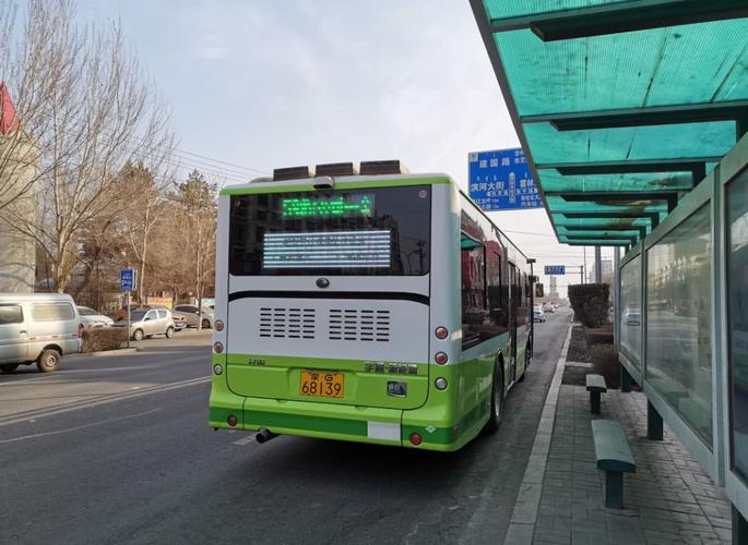 通辽公交车新变化:分散乘车,载客率不超过50%……其余