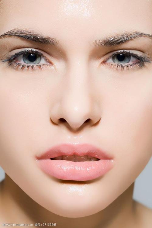 肌肤通透的美女脸部特写图片图片
