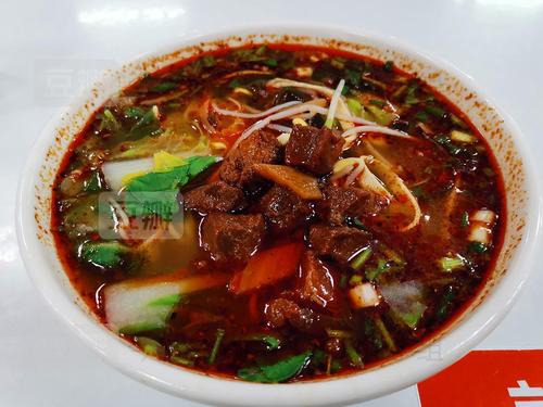 红烧牛肉米线