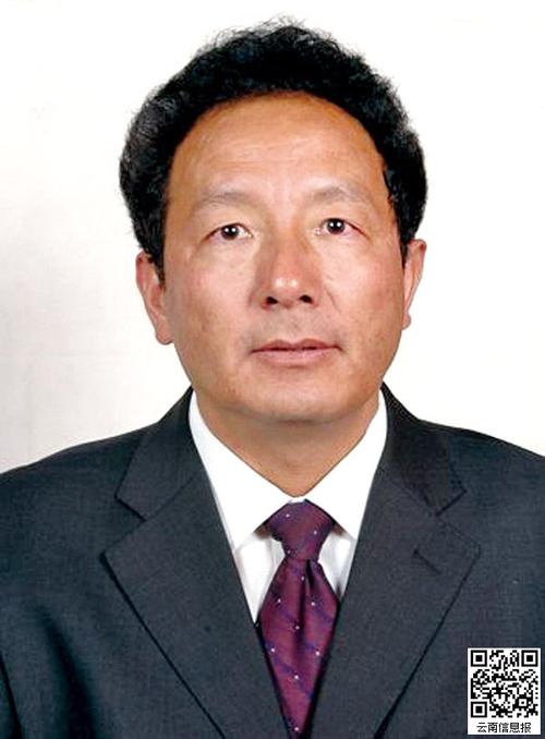 历任迪庆州人事劳动局副局长,迪庆州劳动和社会保障局局长,迪庆州委