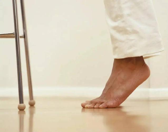 踮脚,一种流传八百年的养生法!这样"踮"是在按揉内脏!