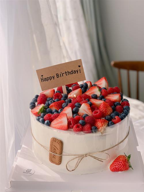 武汉网红蛋糕##草莓水果蛋糕#森系水果蛋糕_水果蛋糕