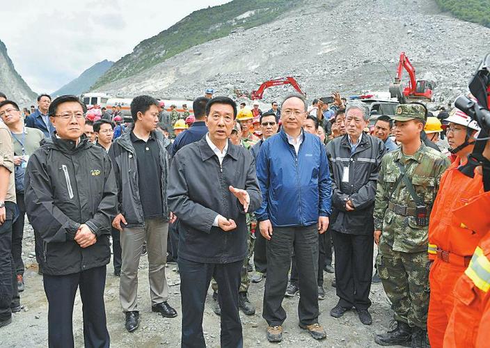 六月二十四日至二十五日,国务委员王勇率国务院工作组在茂县指导