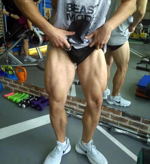 为什么健身的男生对练腿总有执念
