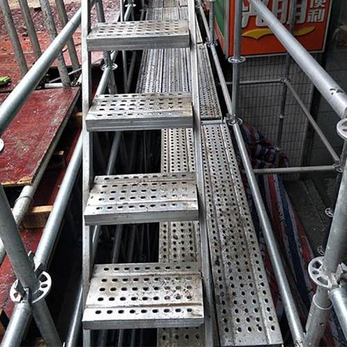 专业承包出售租赁快装圆盘扣式脚手架架活动式架安全爬梯