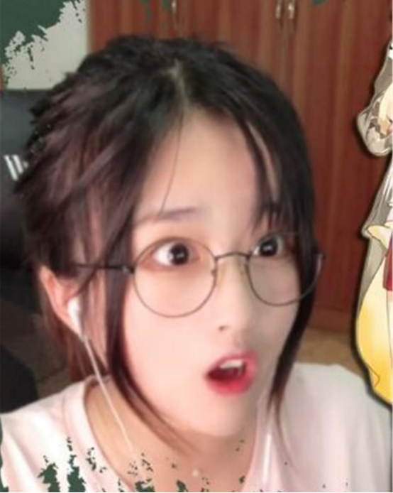 菠萝赛东在高发际线主播top10名列前茅?不存在的好嘛!