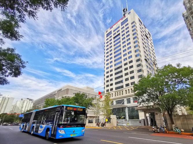 百年公交风雨路 历久弥新向未来——北京公共交通控股