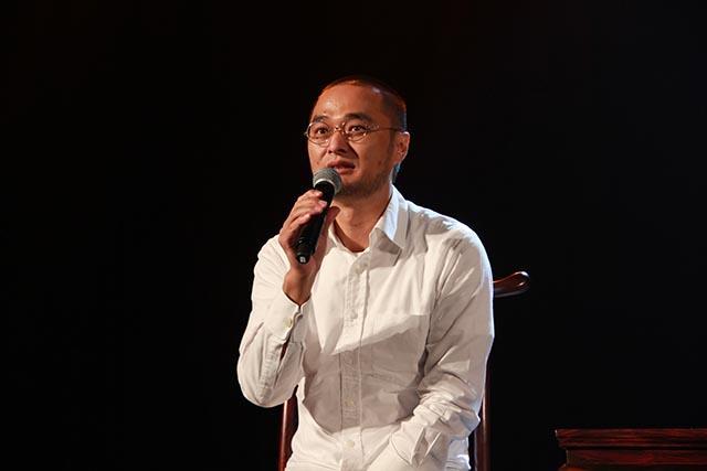 冯唐:王思聪说话很真实 有机会想交流