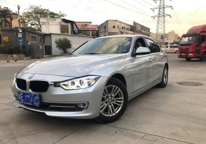 【佛山】2013年1月 宝马 宝马3系 2013款 改款 320i运动设计套装 自动