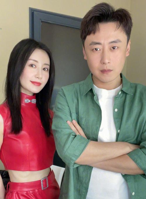 傻妞无戏可拍,陆小千成了素人!13年后,魔幻手机男女主