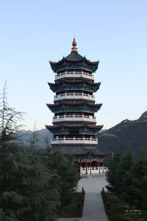  p>魁星塔位于海南省 a href="#">儋州市 /a>中和镇,是海南省保存完好